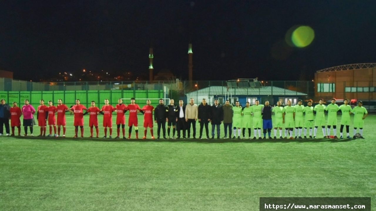 Türkoğlu Belediyesi'nin düzenlediği mahalleler arası futbol turnuvası sona erdi
