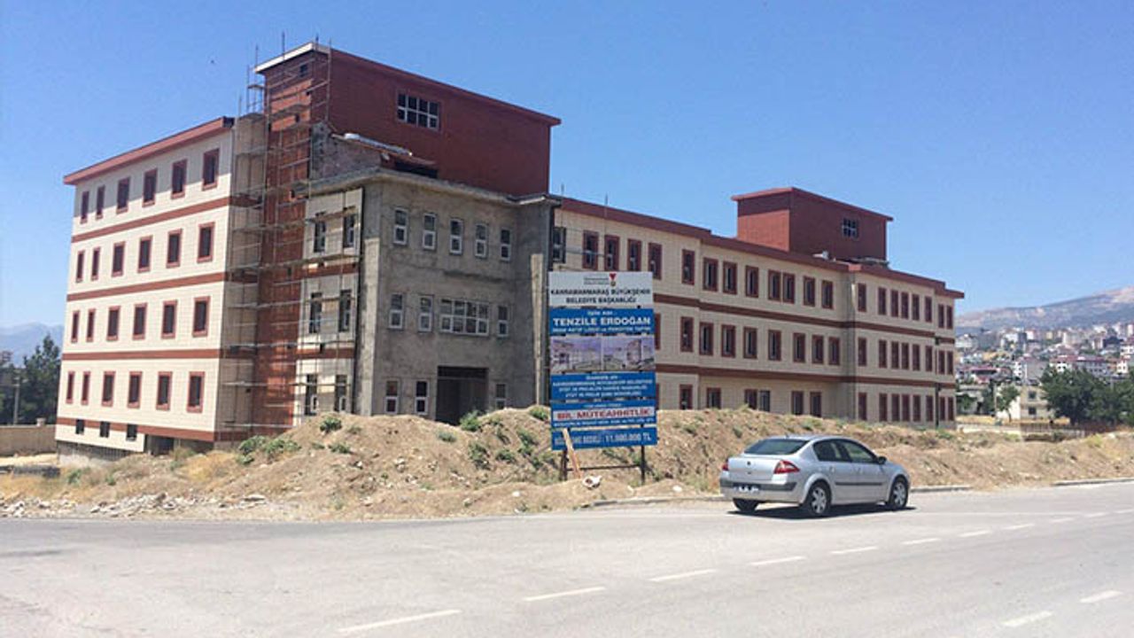 Yarım bırakılan Tenzile Erdoğan İmam Hatip Lisesi için ihaleye çıkıldı