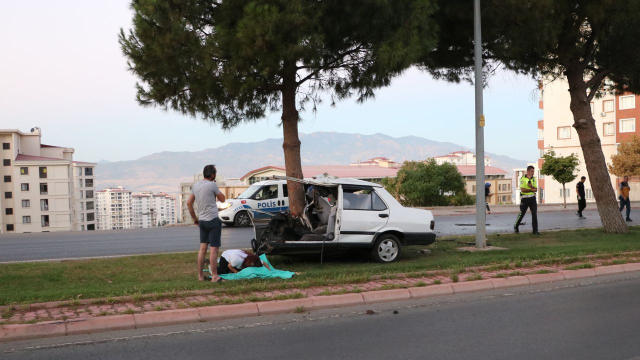 Kahramanmaraş’ta bir aylık çifti trafik kazası ayırdı