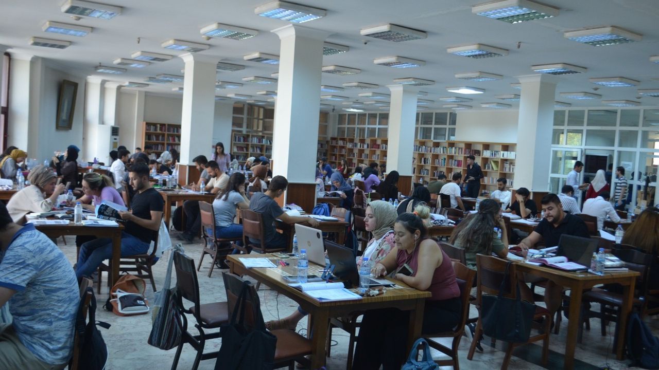 Kahramanmaraş’taki kütüphanelerde ‘KPSS’ yoğunluğu