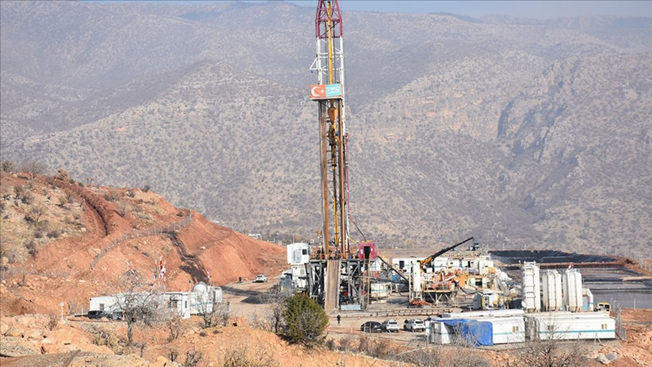 3 SORUDA - Türkiye'nin petrol rezervi keşifleri