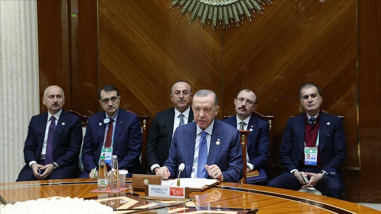 Cumhurbaşkanı Erdoğan: Türkmen doğal gazının batı pazarlarına nakline artık başlamalıyız