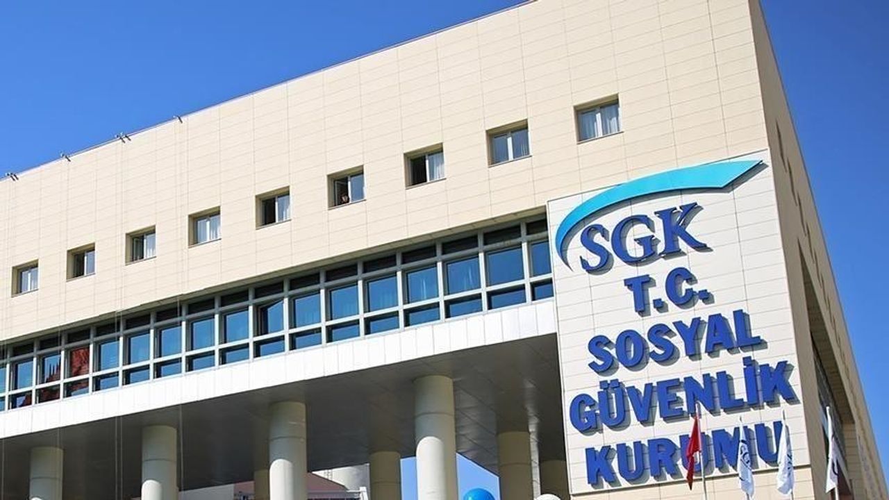 SGK, ilaç raporu sürelerinin uzatıldığını duyurdu