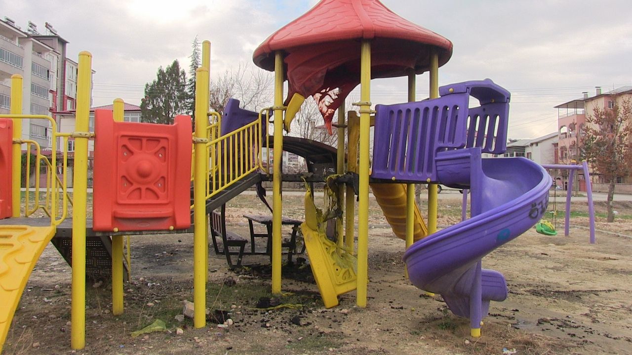 Elbistan’da parklara yapılan saldırıların maliyeti 2 milyon lira