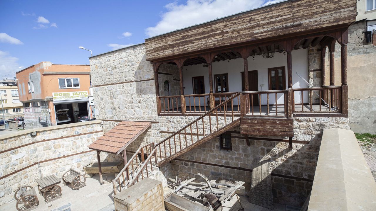Kahramanmaraş Afşin'in 600 yıllık Ömer Ağa Konağı depremlerde ayakta kaldı