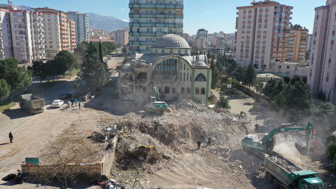 İki depremin merkez üssü Kahramanmaraş'ta 1902 ibadethaneden 725'i hasar almadı