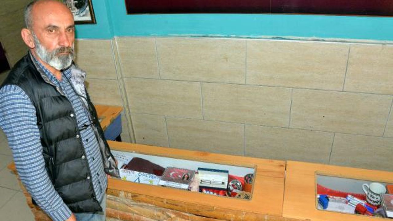 Depremde hayatını kaybeden Ayşe ve Ayşen öğretmenlere okullarında özel köşe