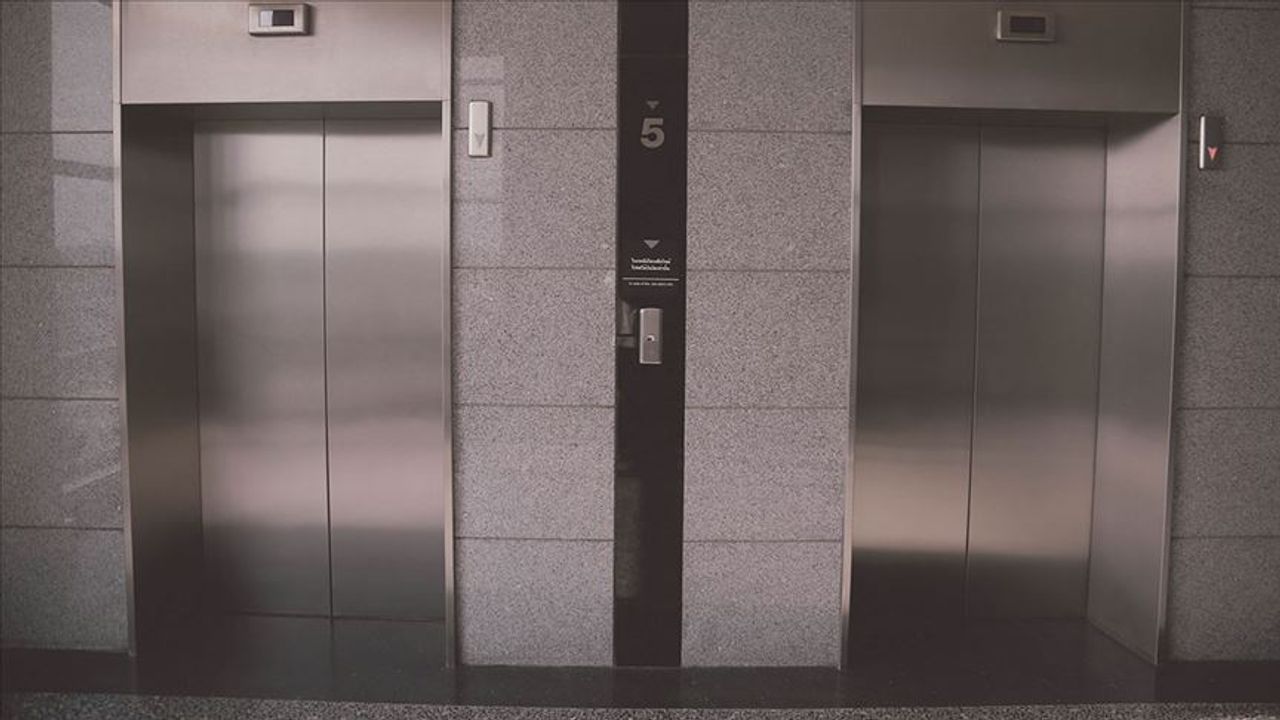 Yılmaz, “Artçı sarsıntılar asansörlerin kılavuzdan çıkmasına neden olabilir”