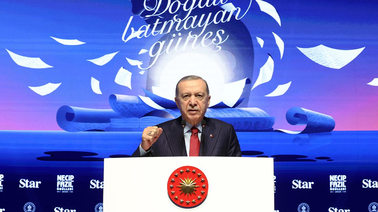 Cumhurbaşkanı Erdoğan: "Biz Türk sporunun başarılarla gündeme gelmesini arzu ediyoruz"