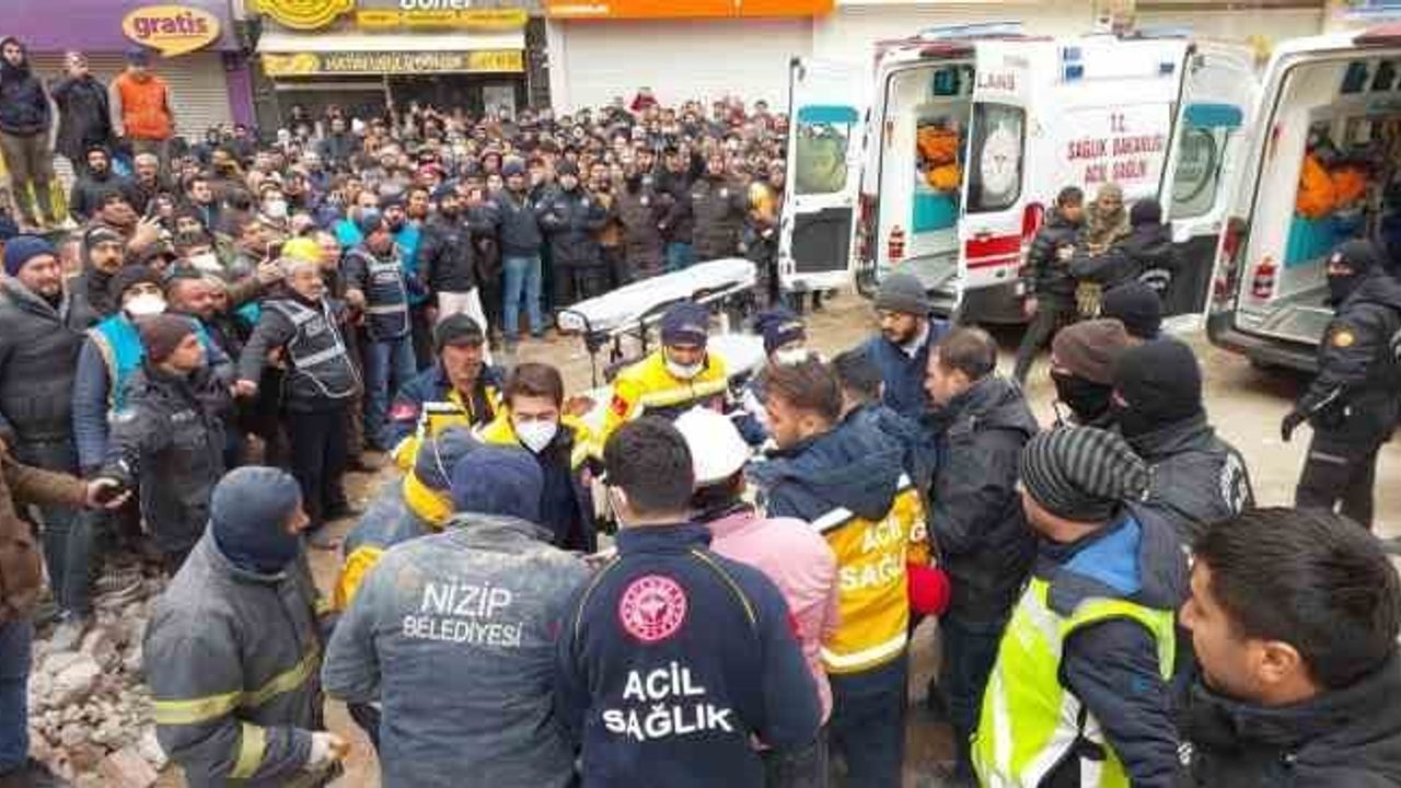 Depremde 51 kişinin öldüğü Furkan Apartmanı’nın ikinci duruşması görüldü