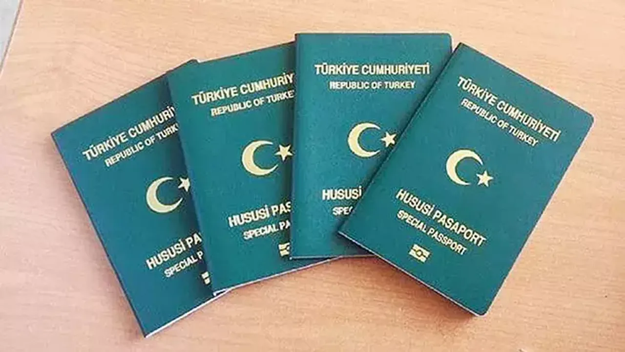 Gazetecilere yeşil pasaport müjdesi