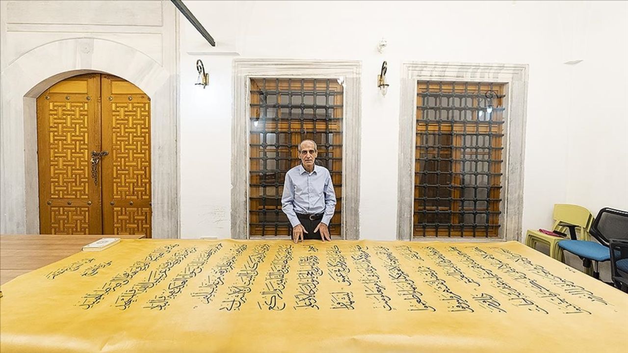 Dünyanın en büyük el yazması Mushaf'ı İstanbul'da yazıldı