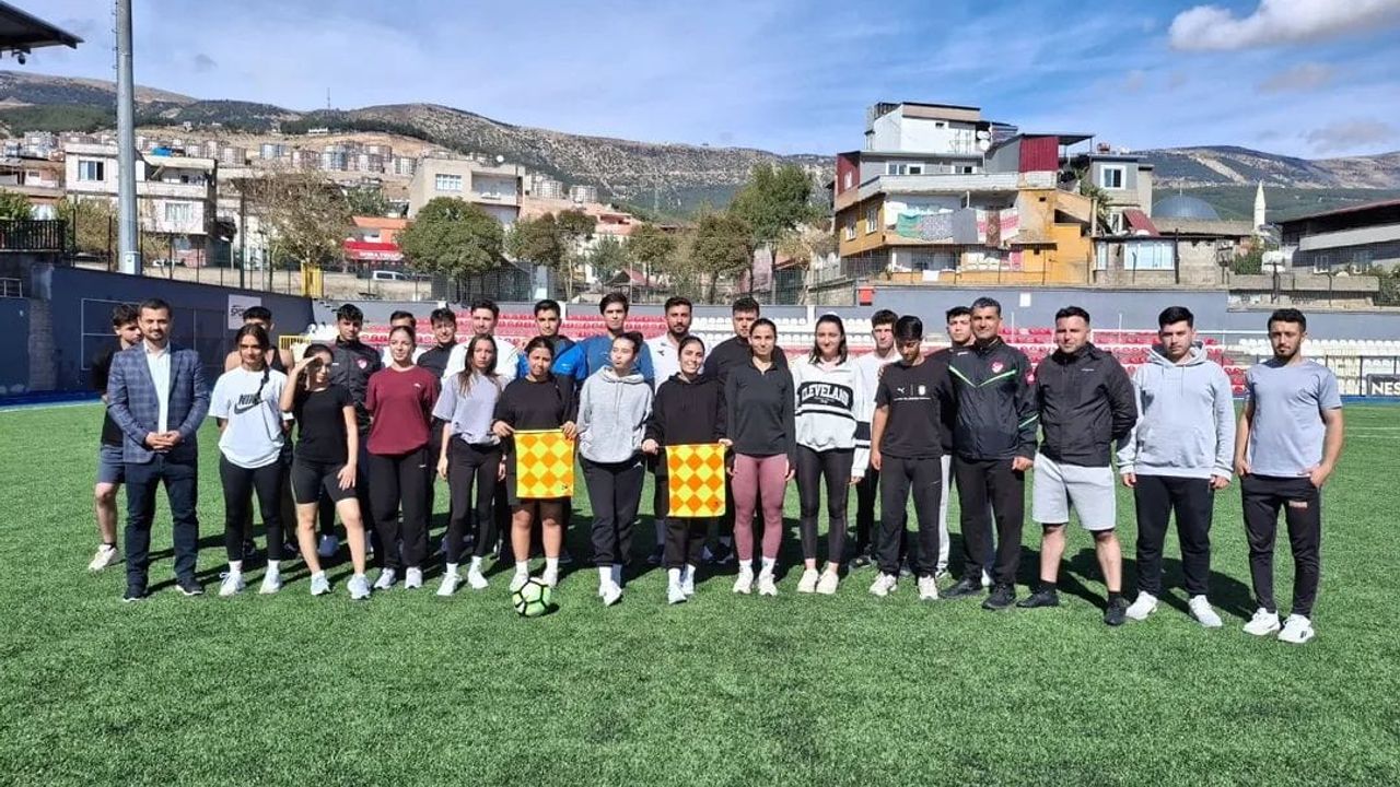 Kahramanmaraş’ta Futbol Aday Hakem Kursu tamamlandı