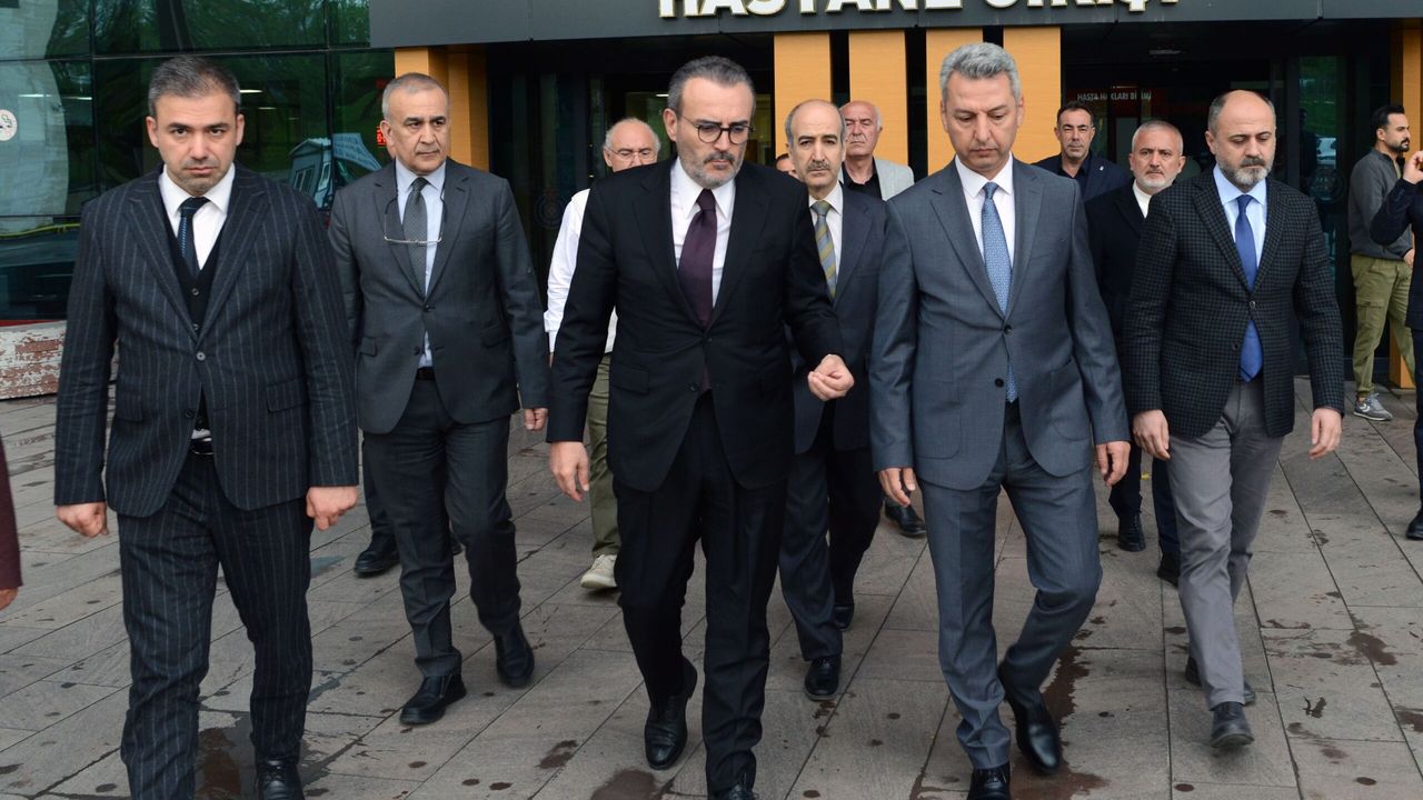 AK Parti MKYK Üyesi Mahir Ünal’dan, KSÜ Tıp Fakültesi Hastanesi’ne Ziyaret