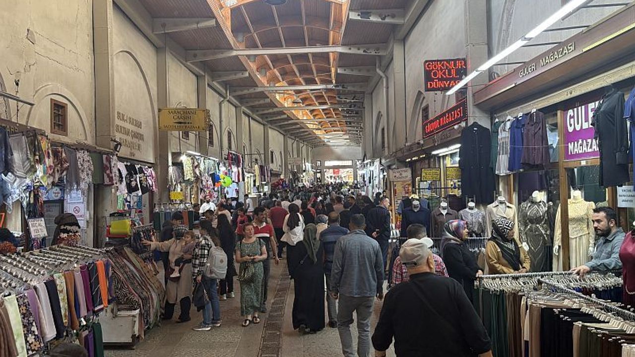 Kahramanmaraş Tarihi Kapalı Çarşı Dolup Taştı