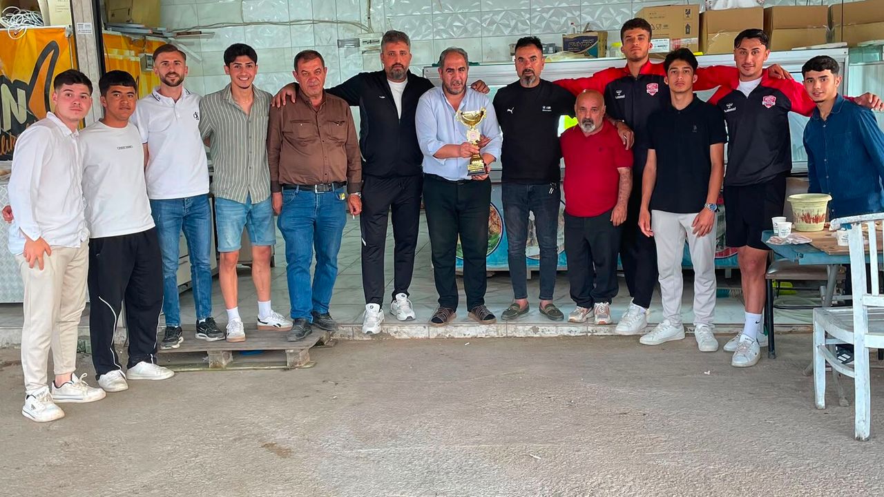 Döngele Bozdoğanspor’dan Merdan Balıkçılık’a Şampiyonluk Ziy