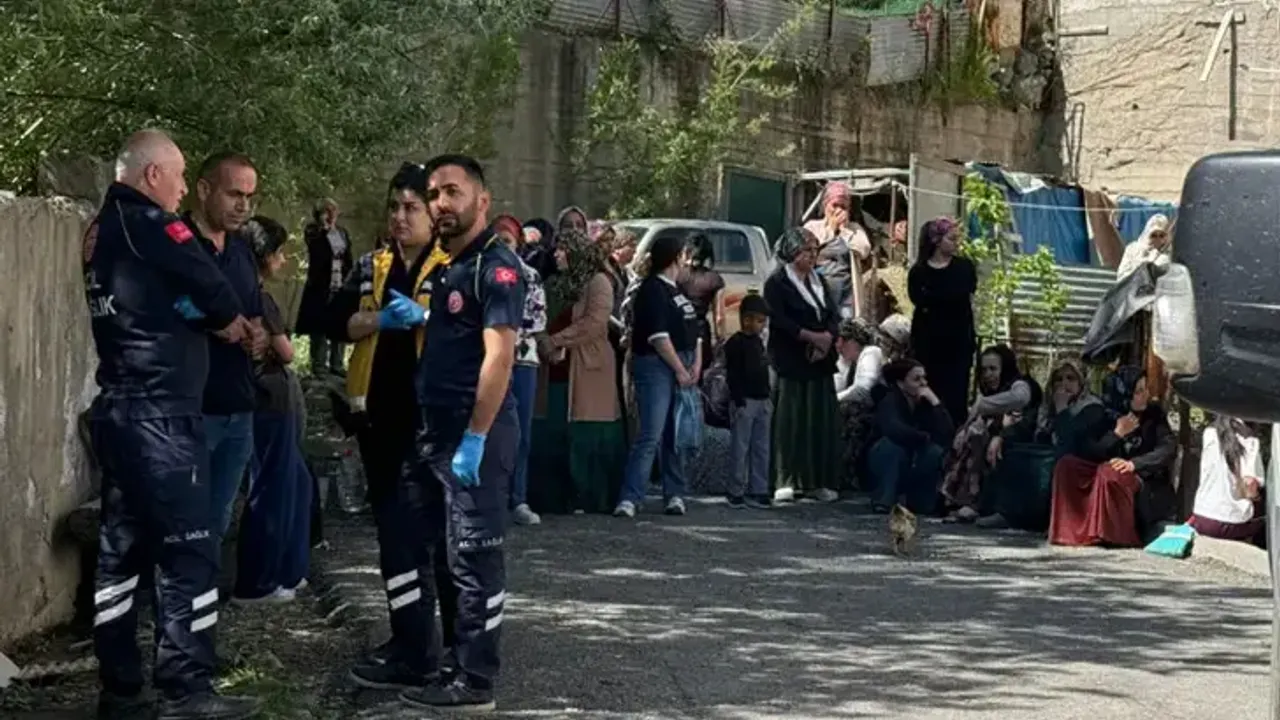 Yaşadığı binanın bodrum katında ölü bulundu, kayıp eşi aranı