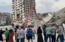 Kahramanmaraş'ta yıkımı süren bina çöktü