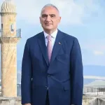 Depremde hasar gören iki tarihi camide restorasyon tamamlandı