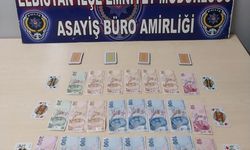 Kumar oynarken suçüstü yakalanan 4 kişiye 7 bin 276 lira ceza