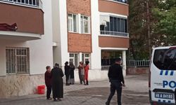 Balkondan düşen genç hayatını kaybetti