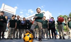 DULKADİROĞLU’NDAN, ATIK PİL TOPLAYAN ÖĞRENCİLERE HEDİYE