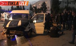 Kahramanmaraş'ta minibüsle otomobilin çarpıştığı kazada 4 kişi yaralandı