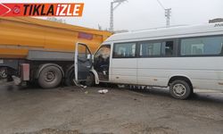 Kahramanmaraş'ta tırla minibüs çarpıştı: 5 kişi yaralandı