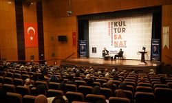 Yazar Pişgin: “İslamiyet, İnsaniyeti Temsil Eder”