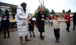 Tanınmış isimler depremzedelere destek için afet bölgesinde