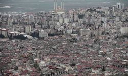 Hasarsız ve az hasarlı binaların tamamına doğal gaz verildi