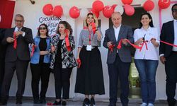 Çocuklar Gülsün Diye Derneği öncülüğünde Kahramanmaraş'ta yaptırılan anaokulu açıldı