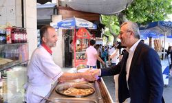 Başkan Güngör, Esnafın Yanında
