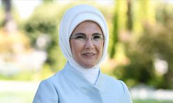 Emine Erdoğan'dan "Babalar Günü" mesajı