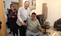 Bakan Özhaseki Tamamlanan Köy Evlerini Ziyaret Etti