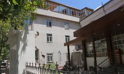 Camilerinde ibadet etmek istiyorlar