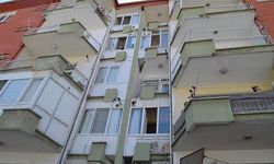 Eve silahlı baskın; 1 ölü, 2 yaralı