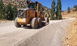 Göksun’da 5 Mahalleye Ulaşım Sağlayan Yol Yeniliyor