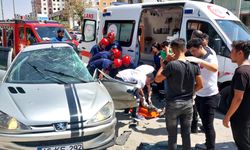 Yolcu minibüsü ile otomobil çarpıştı: 7 yaralı