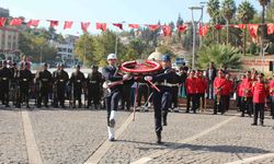 Kahramanmaraş’ta 29 Ekim çelenk sunma töreni düzenlendi