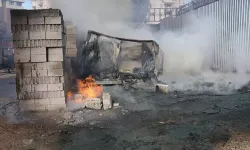 İnşaatta işçilerin kullandığı baraka yandı