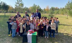 Afşin'de afetzede minik Kur'an kursu öğrencilerinden Filistin'e destek