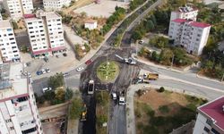 Büyükşehir, Binevler’de Asfalt Atağını Sürdürüyor