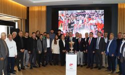 Kahramanmaraş İstiklalspor kupasına kavuştu