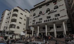 Kudüs Hastanesi çevresi çok şiddetli hava ve topçu atışlarıyla vuruluyor