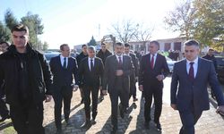 Milli Eğitim Bakanı Tekin, Kahramanmaraş'ta öğretmen ve öğrencilerle buluştu