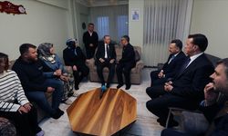 Cumhurbaşkanı Erdoğan, şehit Sözleşmeli Er Evcin'in ailesini ziyaret etti