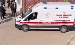 Okuldan çıkmasını isteyen nöbetçi öğretmeni bıçakladı