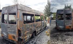 Belediye Başkan Adayı'nın seçim minibüsü kundaklandı