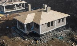 Kahramanmaraşlı Şehit Özdemir'in depremzede ailesine evi bu ay teslim edilecek